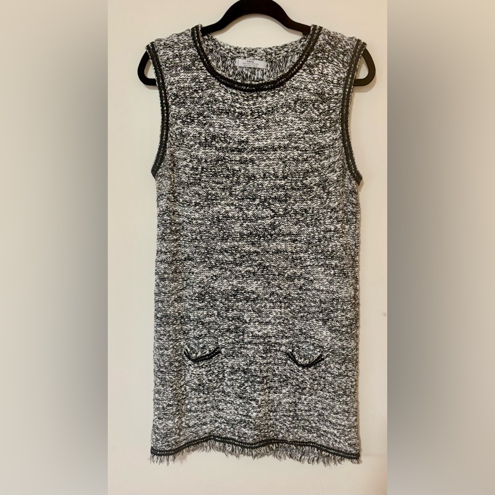 Mango sleeveless textured black & white knit dress -Ideal Fall dress- Large